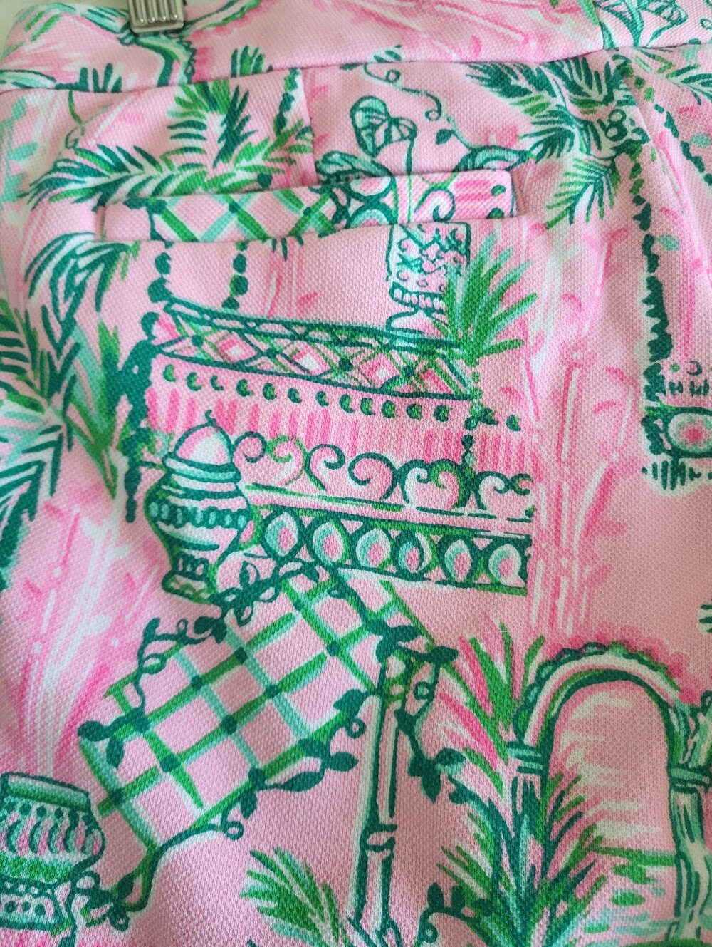 Lilly Pulitzer Shorts Size 2 - Picture 3 of 5